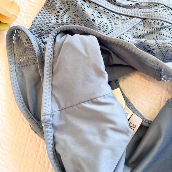 Becca by Rebecca Virtue Blue Show & Tell One Piece Swimsuit Size Small - Picture 3 of 11